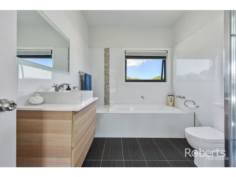 103A New Ecclestone Road, Riverside TAS 7250