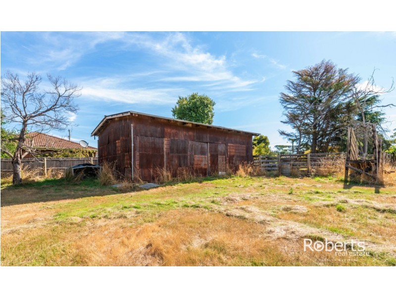 10 Downing Street, Riverside TAS 7250