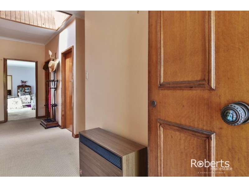 10 Downing Street, Riverside TAS 7250