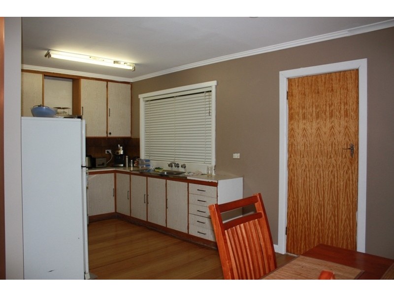 4 Swan Street, Newnham TAS 7248