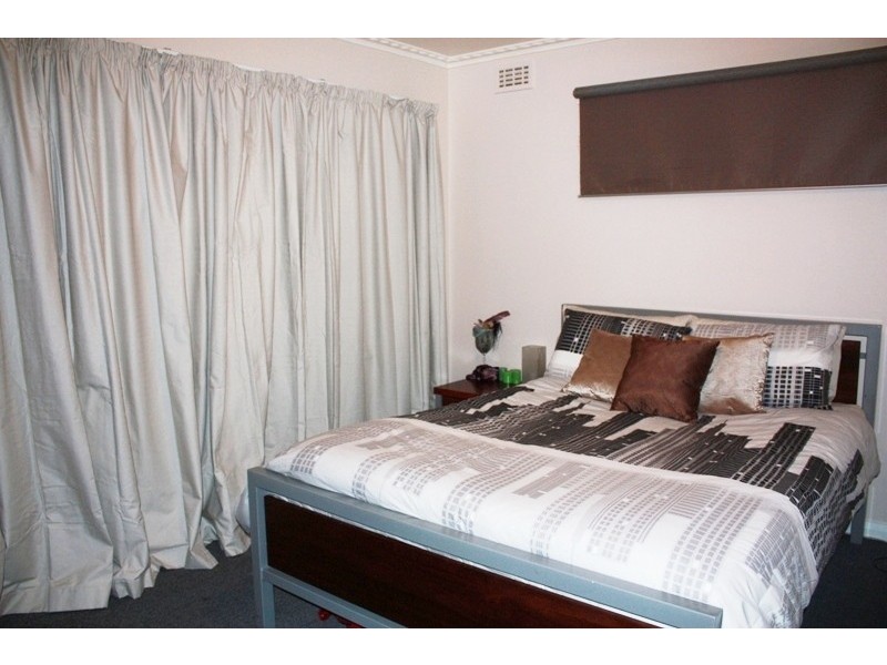 4 Swan Street, Newnham TAS 7248