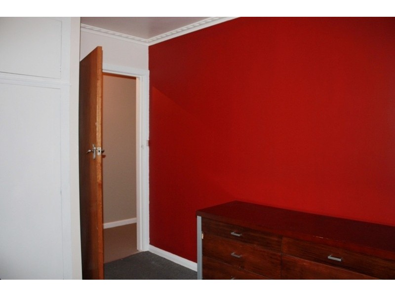 4 Swan Street, Newnham TAS 7248