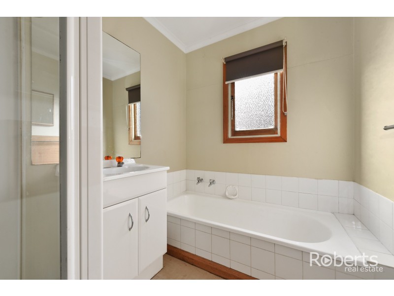 11 Esther Street, West Launceston TAS 7250