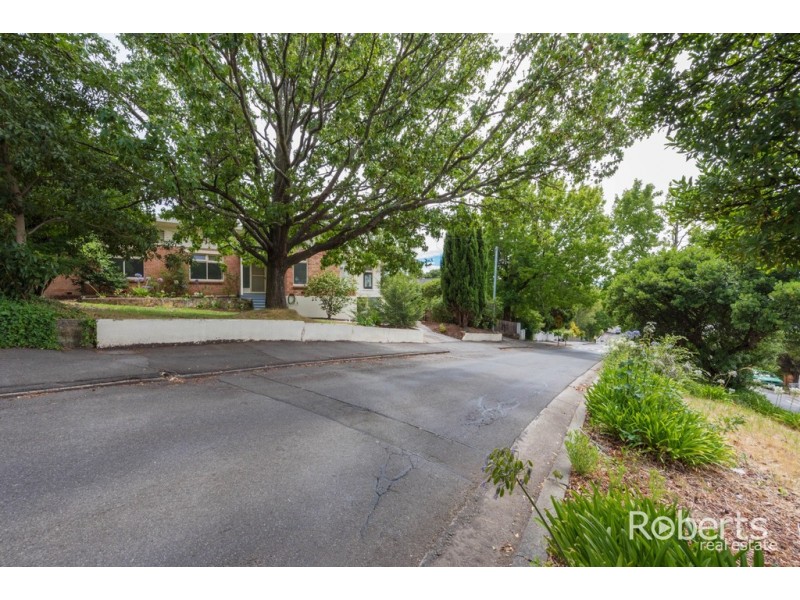 75 Gascoyne Street, Kings Meadows TAS 7249