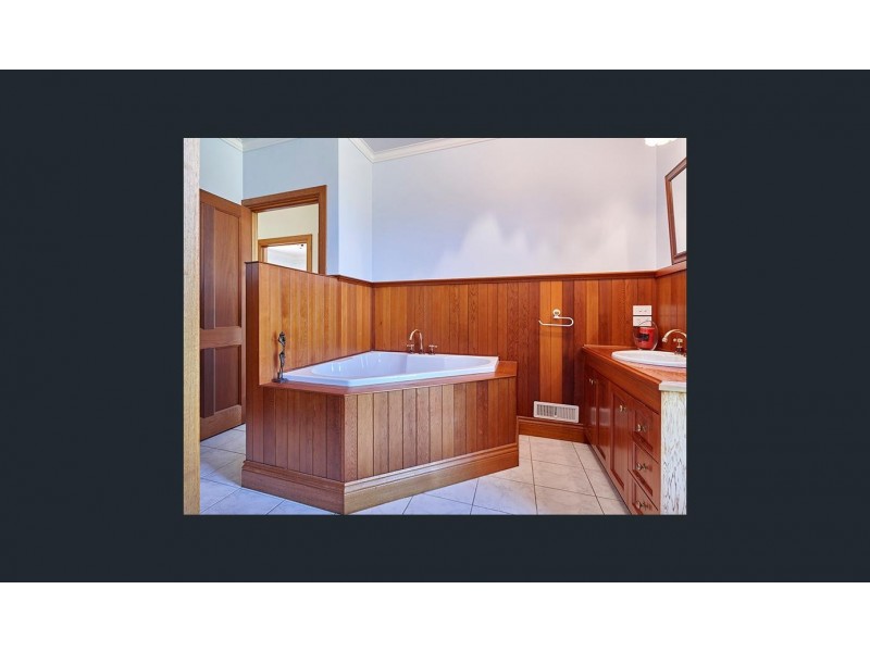 669 Windermere Road, Swan Bay TAS 7252