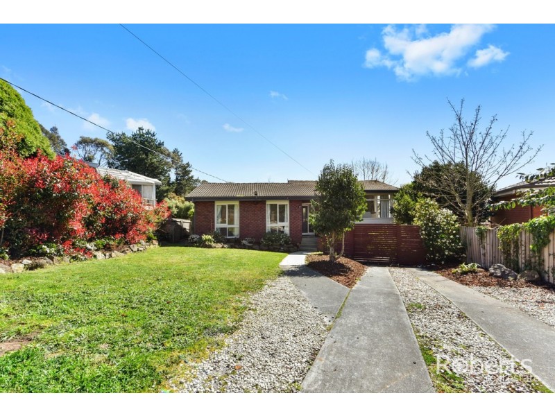 8 Luxmore Place, Prospect TAS 7250