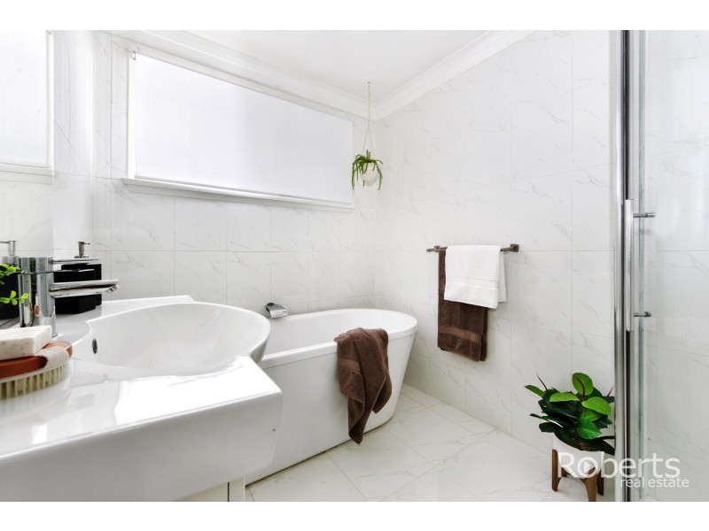 8 Luxmore Place, Prospect TAS 7250