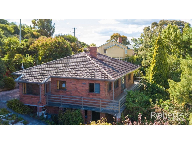 11C Churchill Cres, Newstead TAS 7250