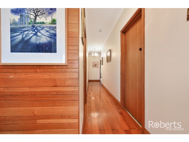 11C Churchill Cres, Newstead TAS 7250