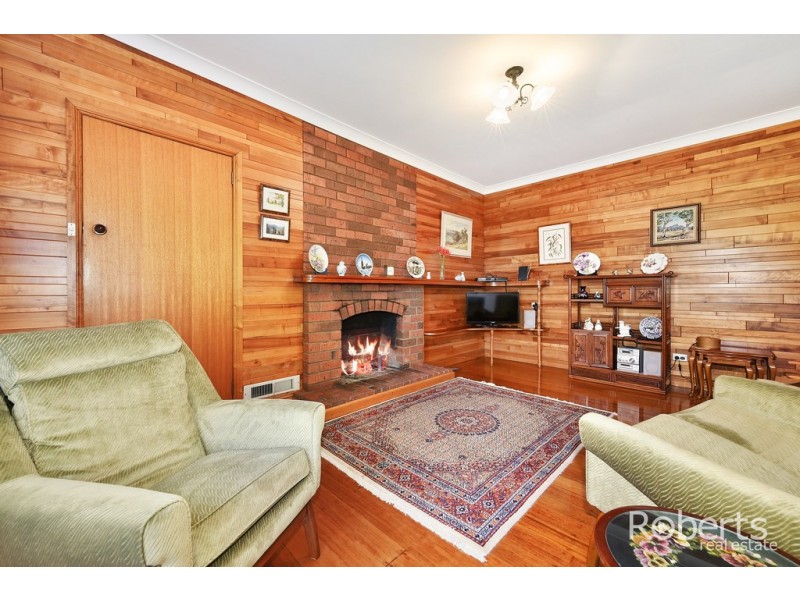 11C Churchill Cres, Newstead TAS 7250