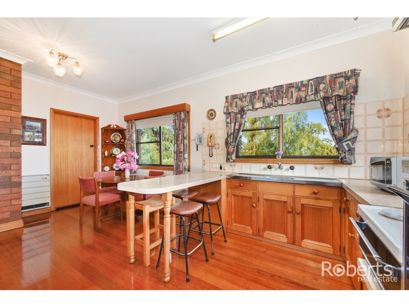 11C Churchill Cres, Newstead TAS 7250