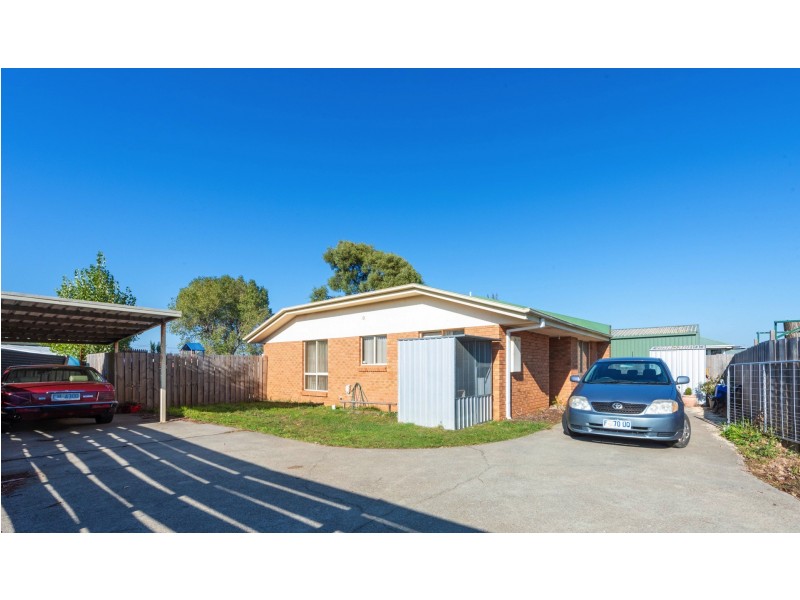 2/30b Hargrave Cres, Mayfield TAS 7248