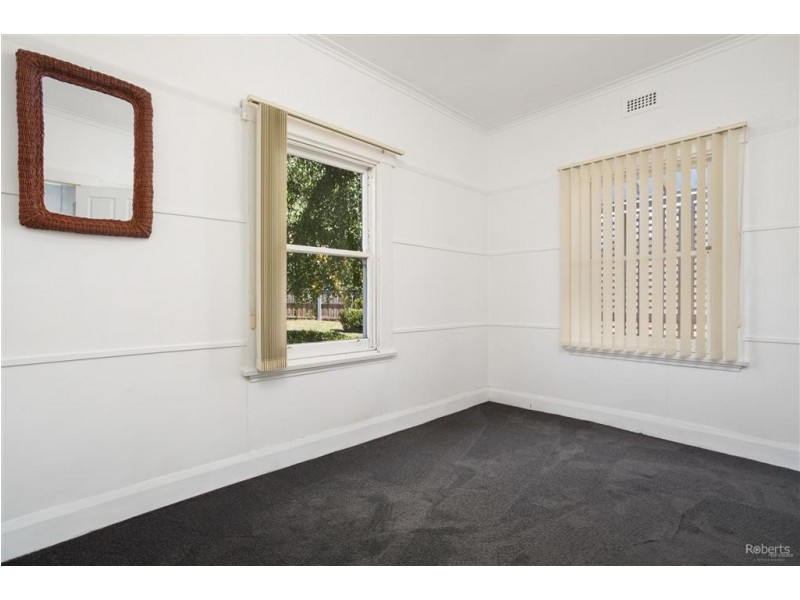 19 Rowan Avenue, Newstead TAS 7250