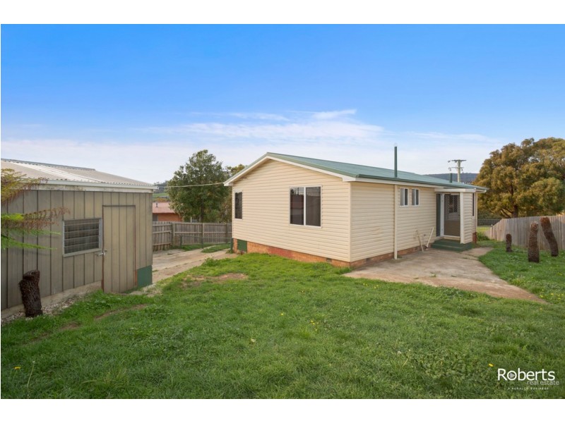 2 Regent Street, Waverley TAS 7250