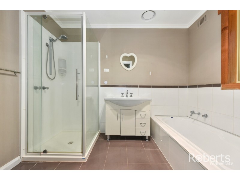 14 Chestnut Road, Youngtown TAS 7249