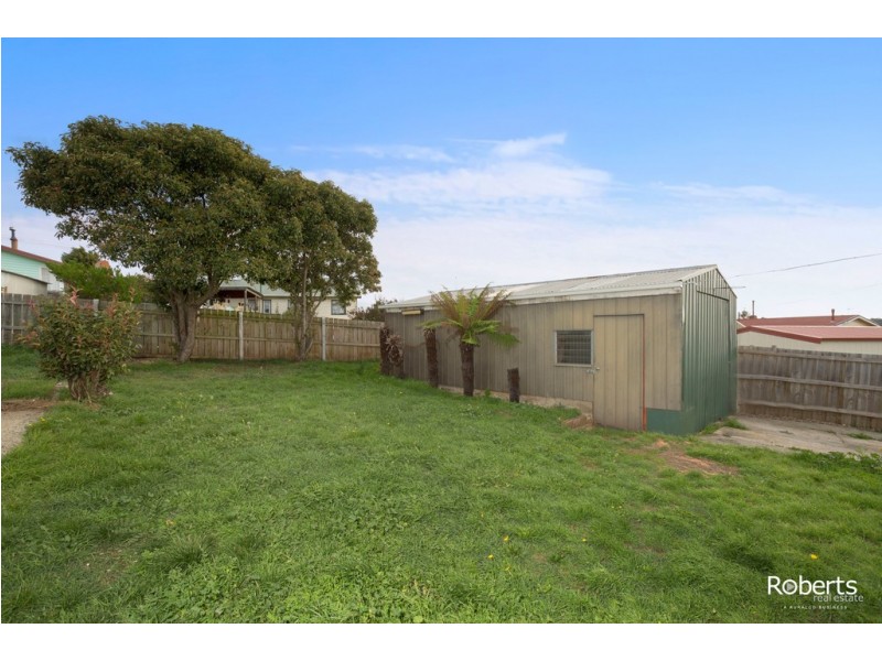 2 Regent St, Waverley TAS 7250