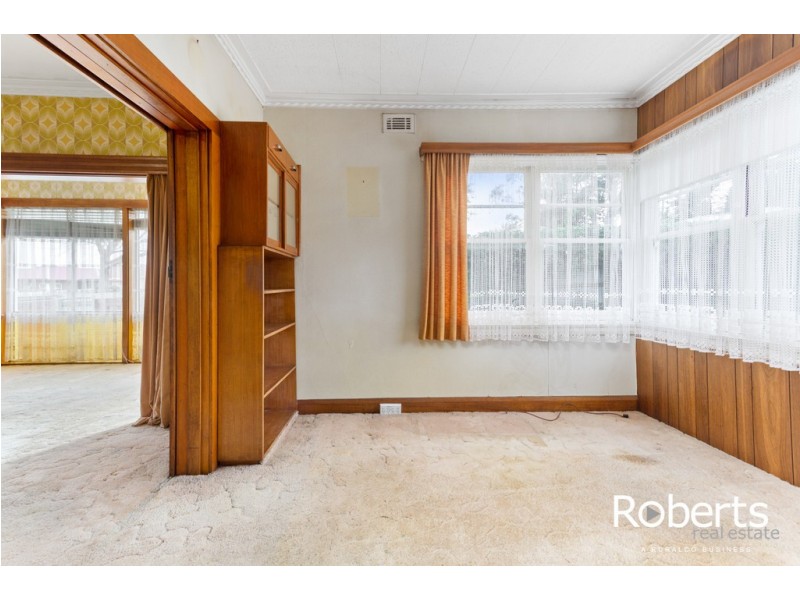 1 Wildor Crescent, Mowbray TAS 7248