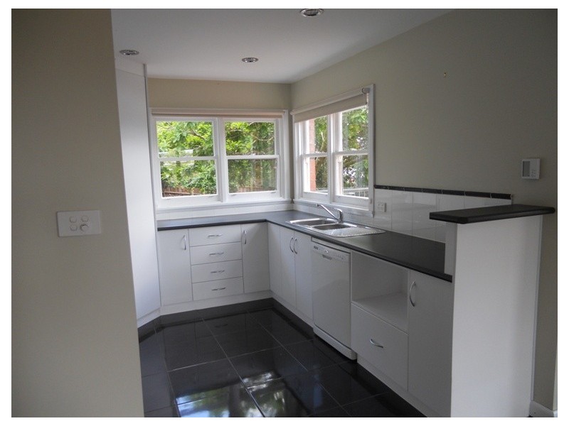11 Summit Road, Trevallyn TAS 7250