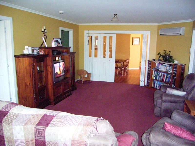 11  Glover Avenue, Blackstone Heights TAS 7250