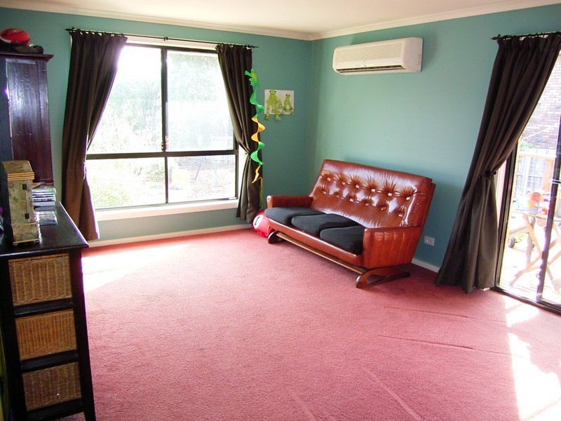 11  Glover Avenue, Blackstone Heights TAS 7250