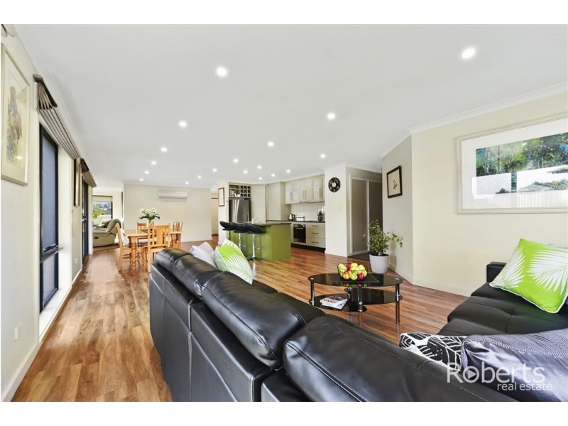 17 Comice Place, Newnham TAS 7248