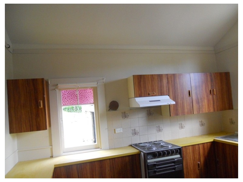 35 Connaught Cescent, West Launceston TAS 7250