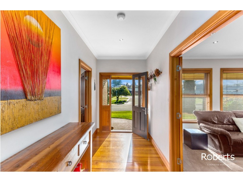 15 Comice Place, Newnham TAS 7248