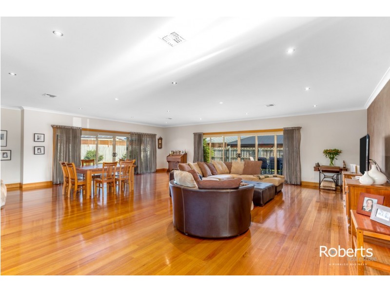 15 Comice Place, Newnham TAS 7248