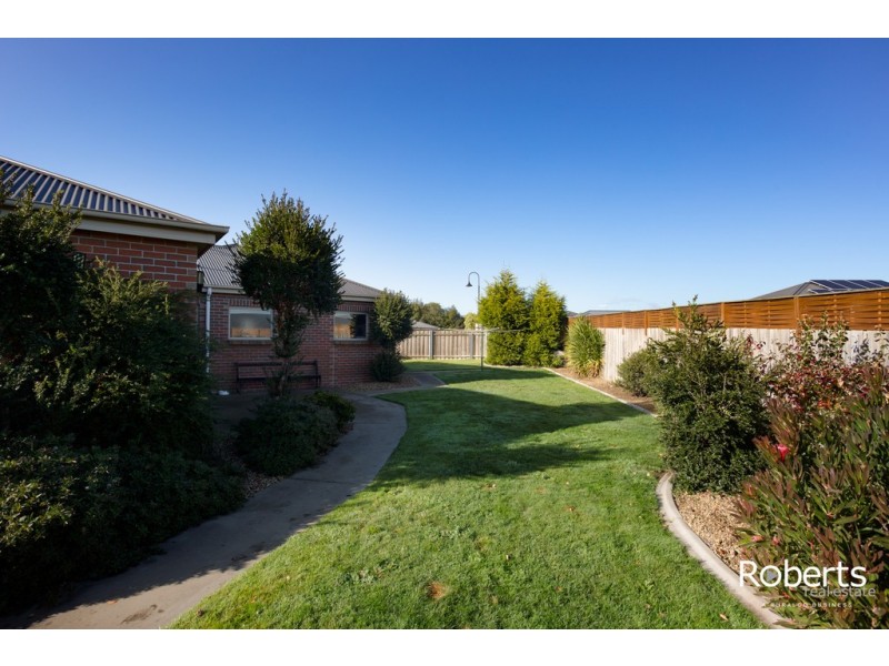 15 Comice Place, Newnham TAS 7248