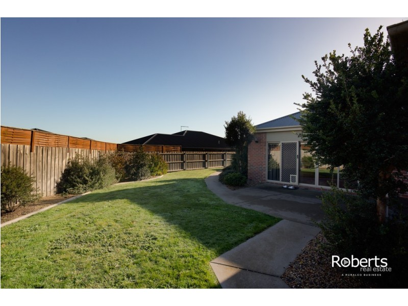 15 Comice Place, Newnham TAS 7248