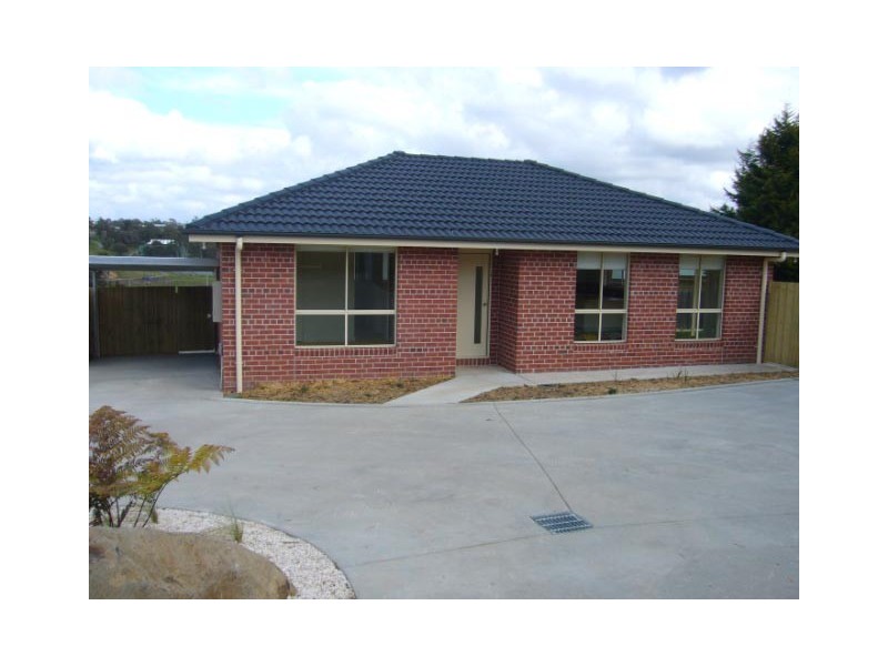 2/55-57 Essendon Street, Summerhill TAS 7250