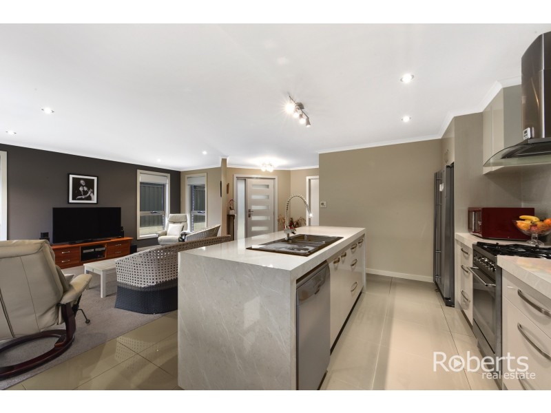 2/5 Palmerston Avenue, Prospect TAS 7250
