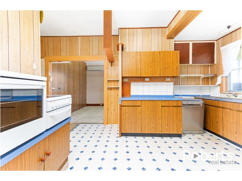 2/6 Glen Esk Lane, St Leonards TAS 7250