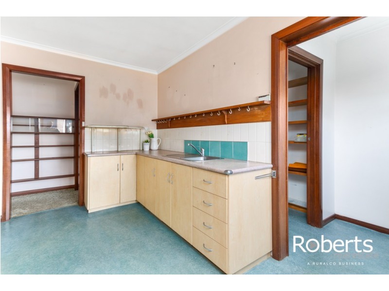 37 Bronzewing Ave, Newnham TAS 7248
