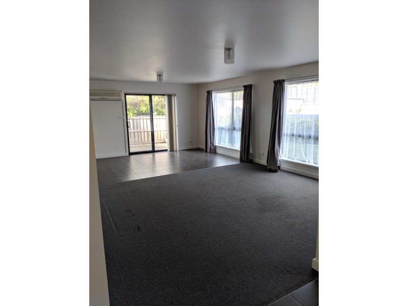 19 Bethune Place, Newnham TAS 7248
