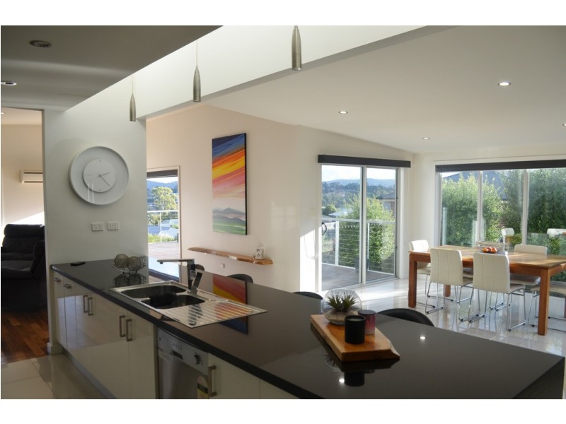 17 Pearce Street, Summerhill TAS 7250