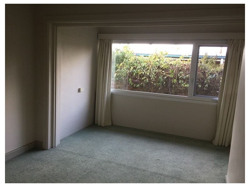 16 Broadview Crescent, Trevallyn TAS 7250