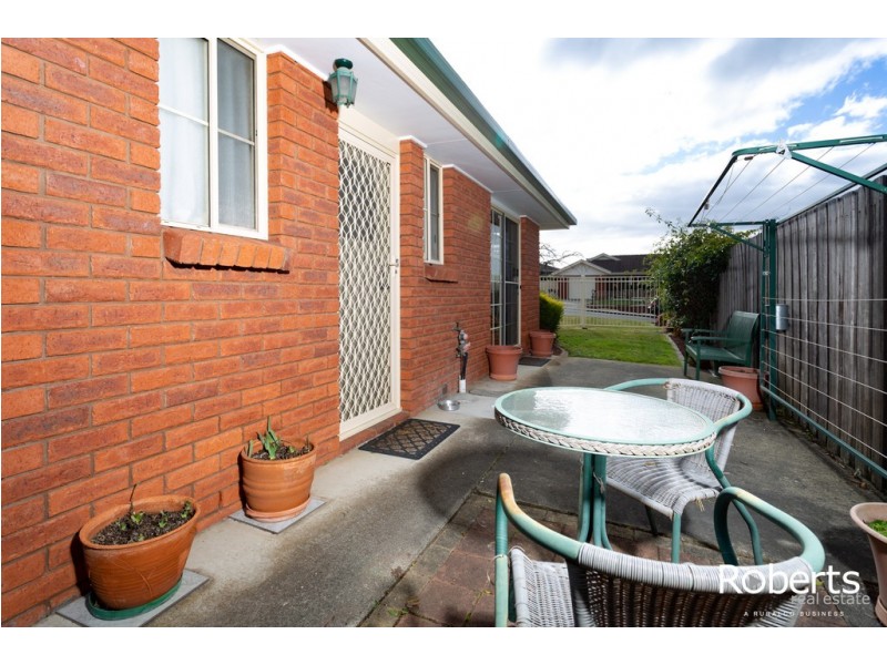 1/63 Benwerrin Cres, Norwood TAS 7250