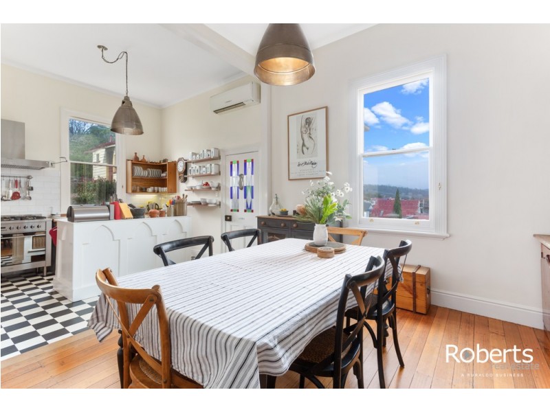 2 East Parade, Deloraine TAS 7304