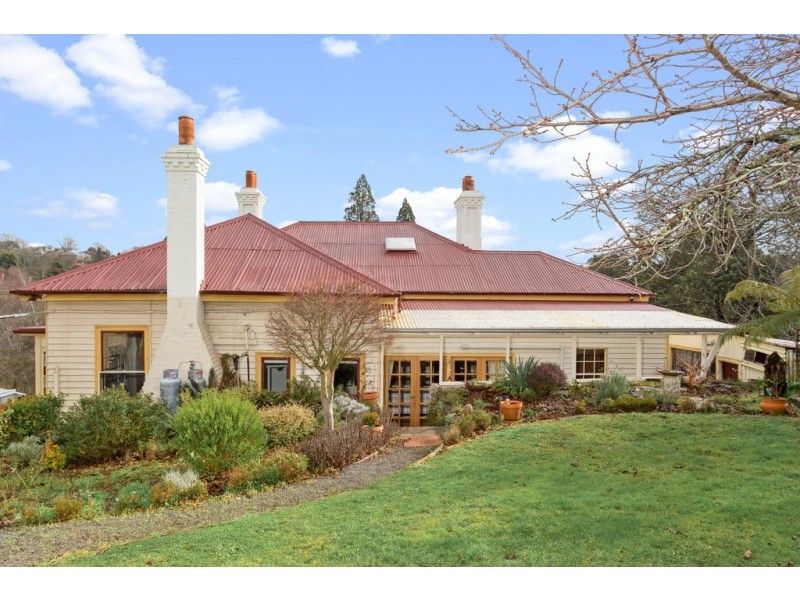 2 East Parade, Deloraine TAS 7304