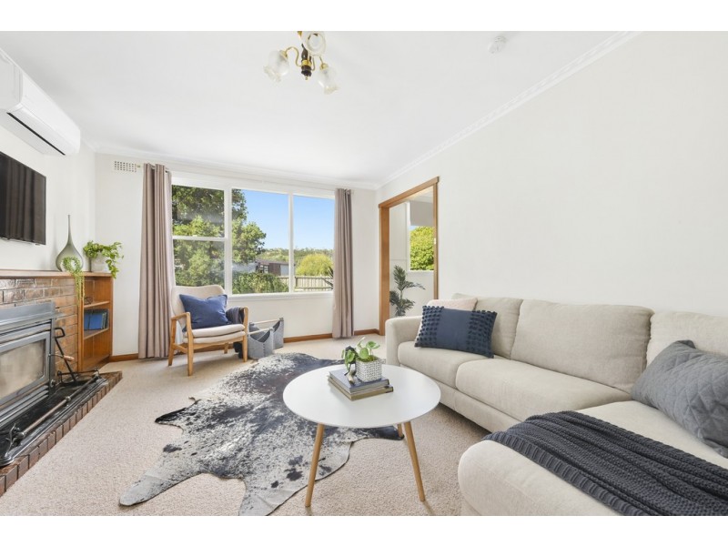8 Tonga Place, Ravenswood TAS 7250
