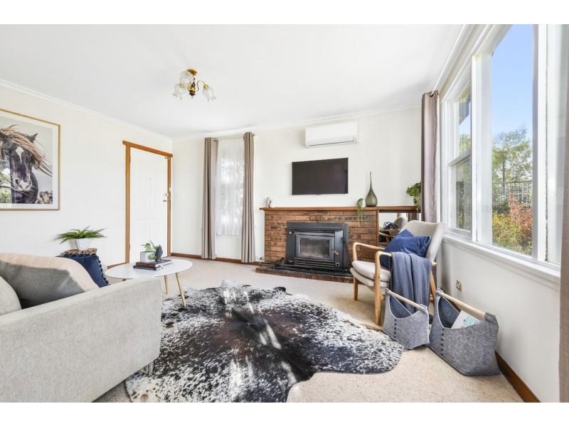 8 Tonga Place, Ravenswood TAS 7250