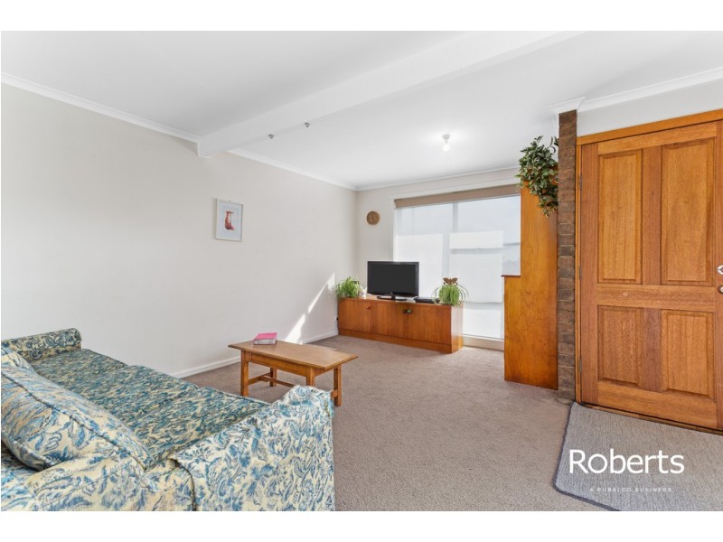 1/123 Viewbank Road, Newnham TAS 7248