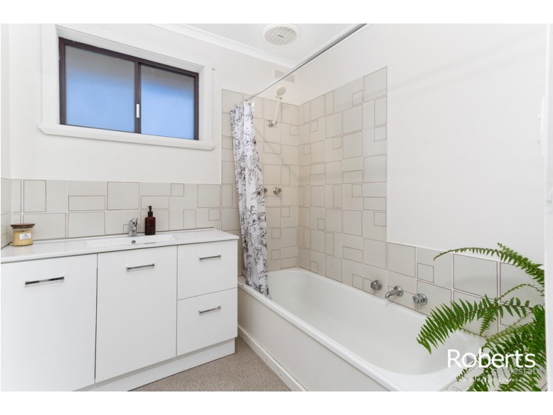 1/123 Viewbank Road, Newnham TAS 7248