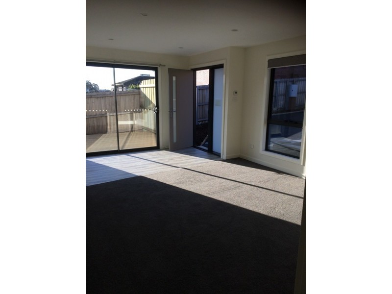 2/10 Summit Road, Trevallyn TAS 7250