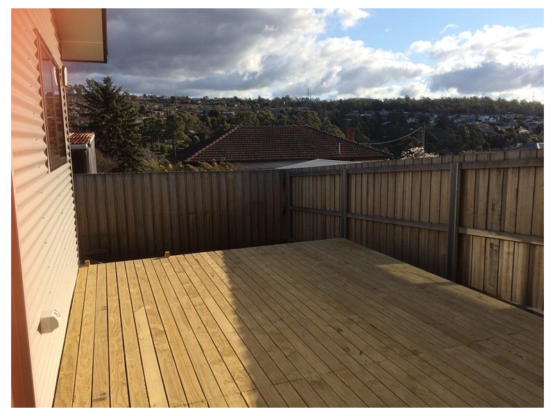 2/10 Summit Road, Trevallyn TAS 7250