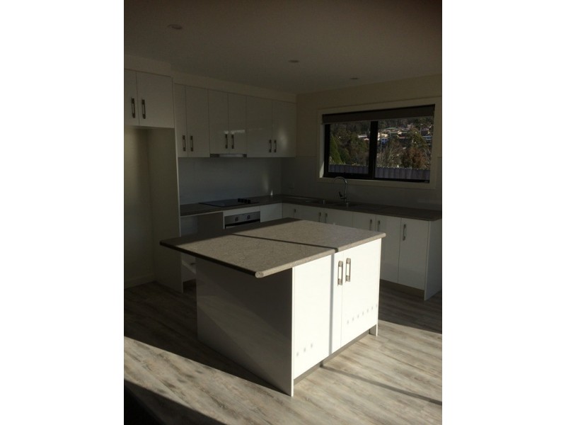 3/10 Summit Road, Trevallyn TAS 7250
