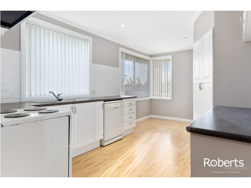 2 Parangana Place, Waverley TAS 7250