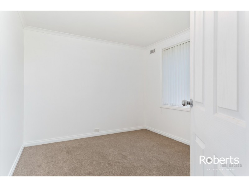 2 Parangana Place, Waverley TAS 7250