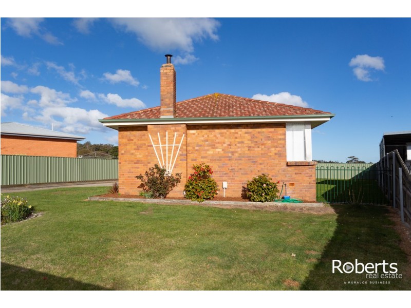 2 Parangana Place, Waverley TAS 7250
